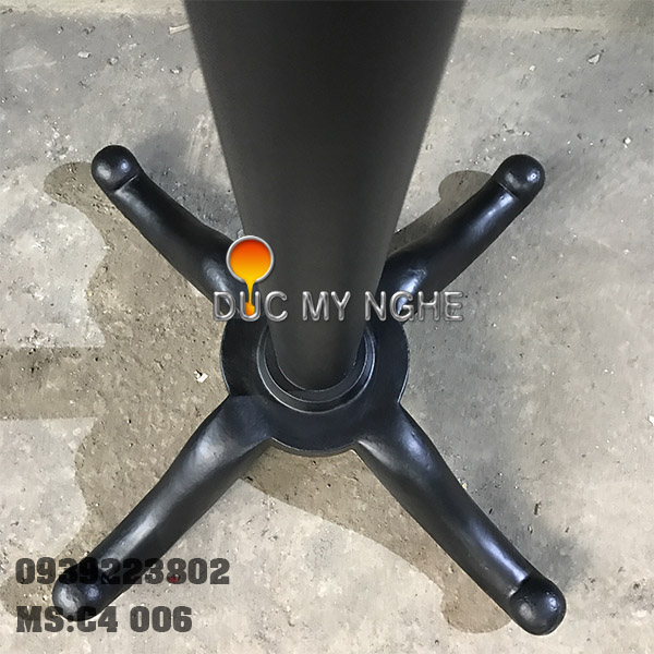 Bàn cafe 4 chân trơn gang đúc C4 006